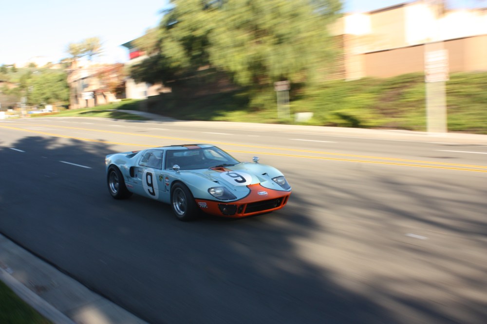 2004 ford Gt pan Gulf livery.JPG