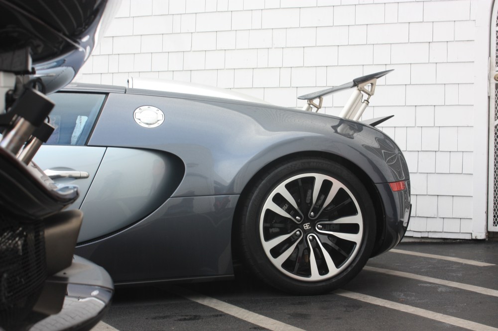 grey veyron rear half P1 wing set up