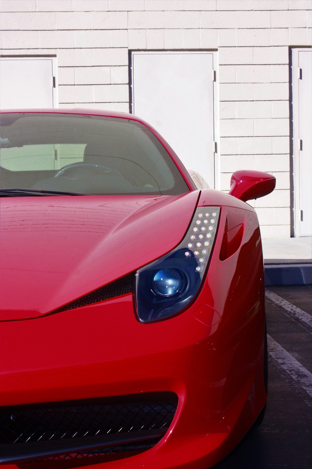 red 458 right headlight